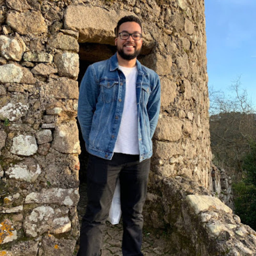 Meet your Posher, Tom